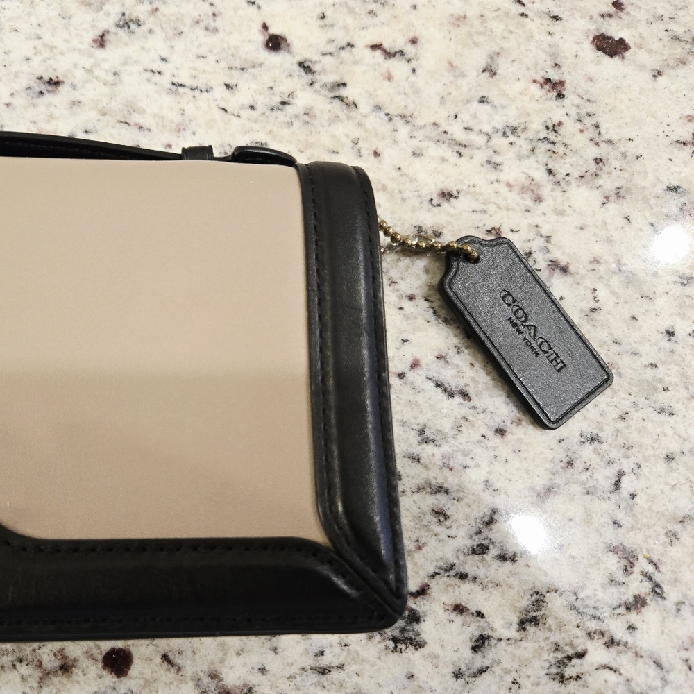 Authentic Coach Riley Chain Clutch in Colorblock ( Excellent Vintage Condition) - Picture 2 of 16
